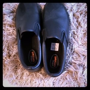 Black comfort shoes